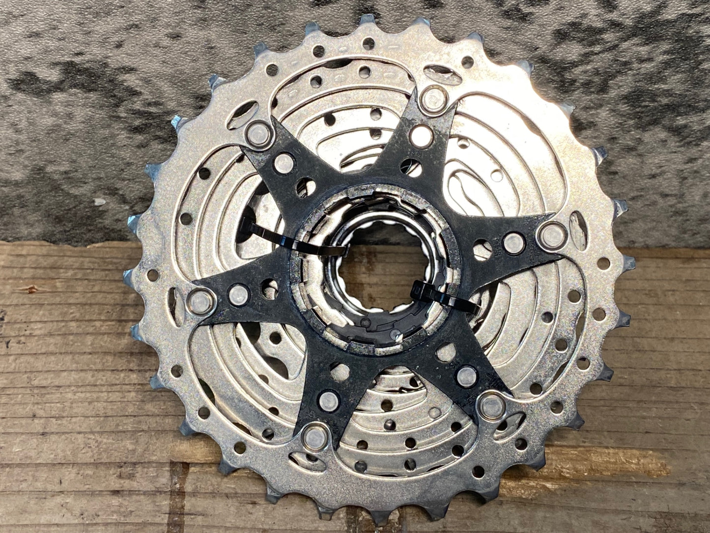 IX266 シマノ SHIMANO 105 CS-R7000 スプロケット 11-28T 11S