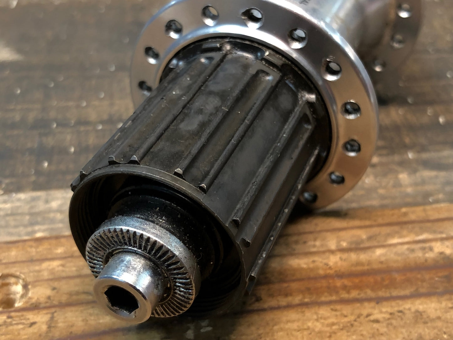 IP576 シマノ SHIMANO 105 FH-5800 フリーハブ 11S 32H