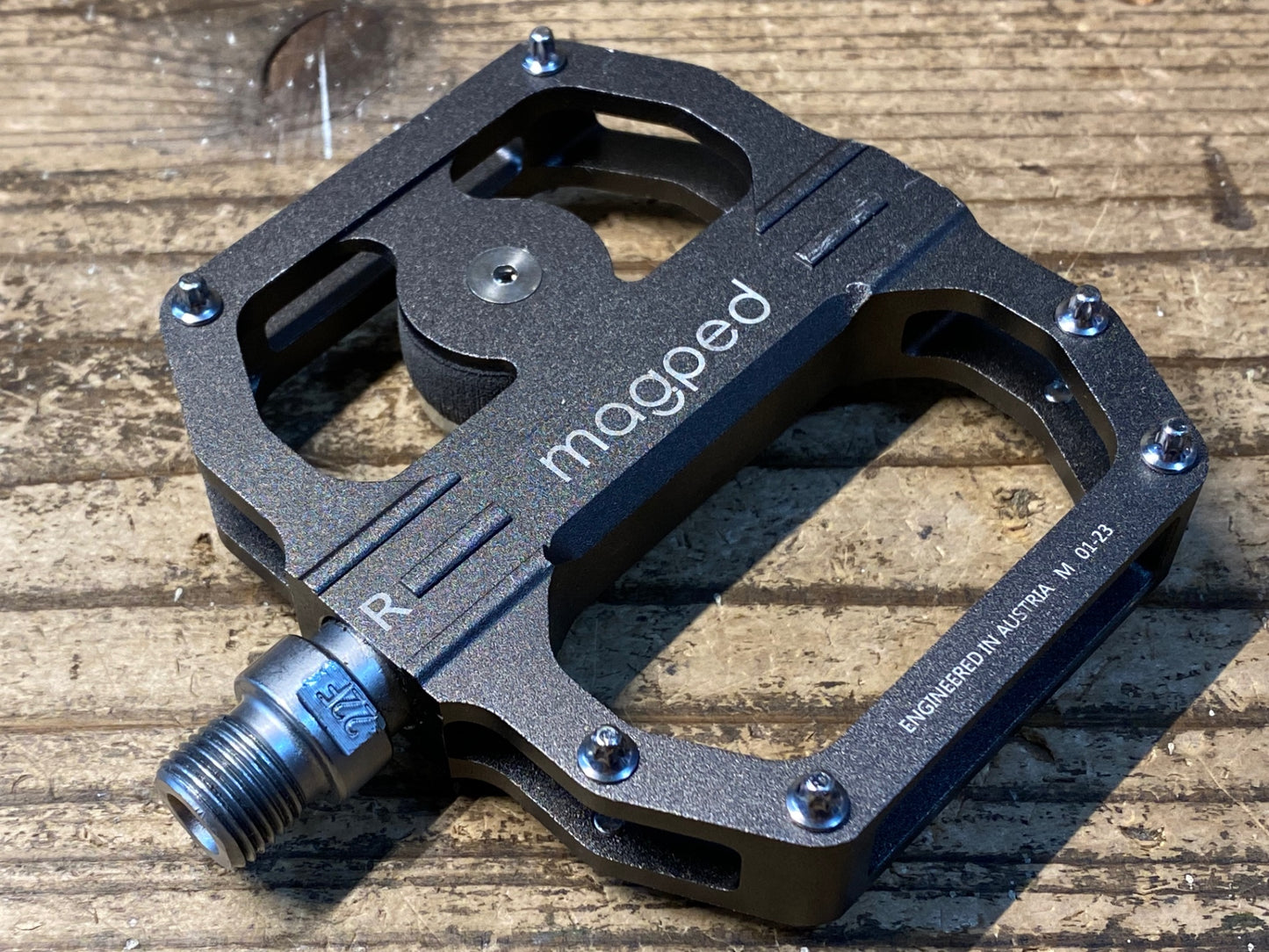IX905 マグペド MAGPED ビンディングペダル 黒