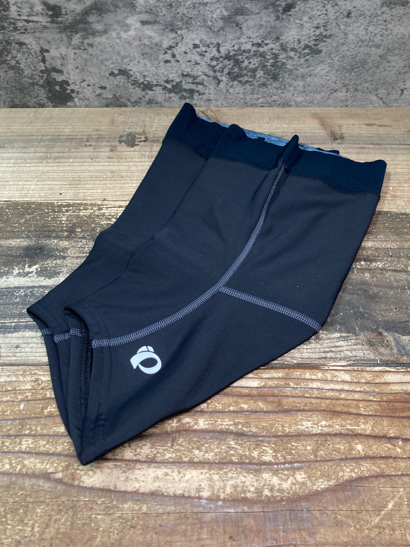 IX598 パールイズミ PEARL iZUMi ニーウォーマー 裏起毛 黒 M