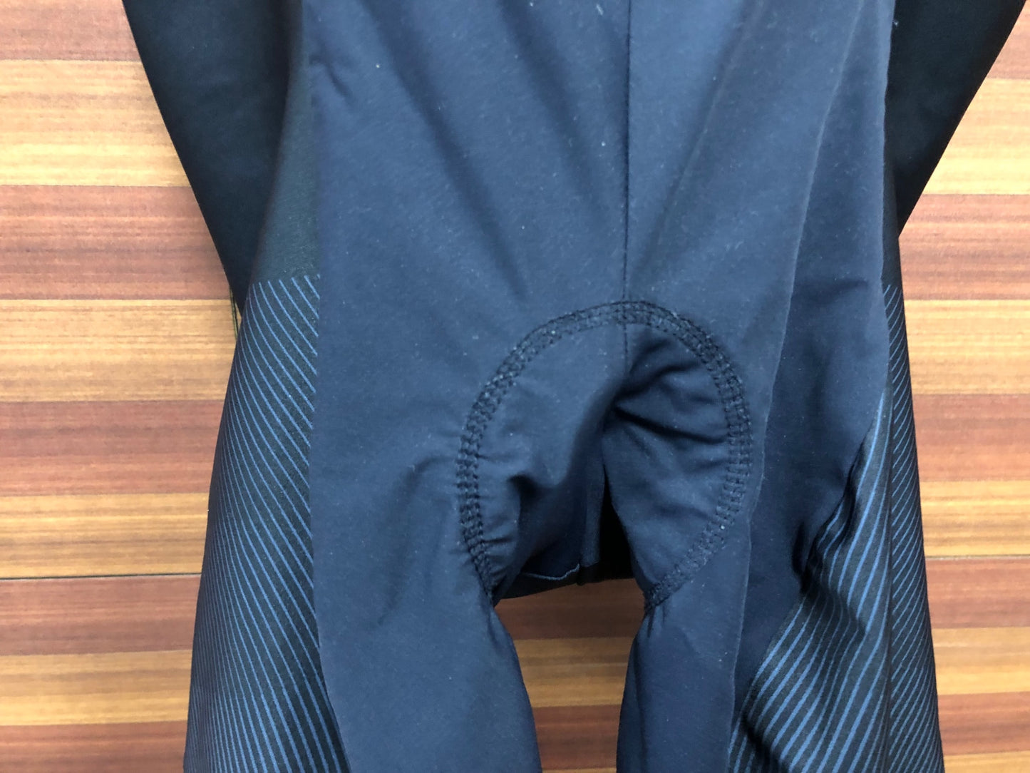 IP340 カステリ CASTELLI ロッソコルサ ROSSO CORSA ビブショーツ 黒 農紺 L