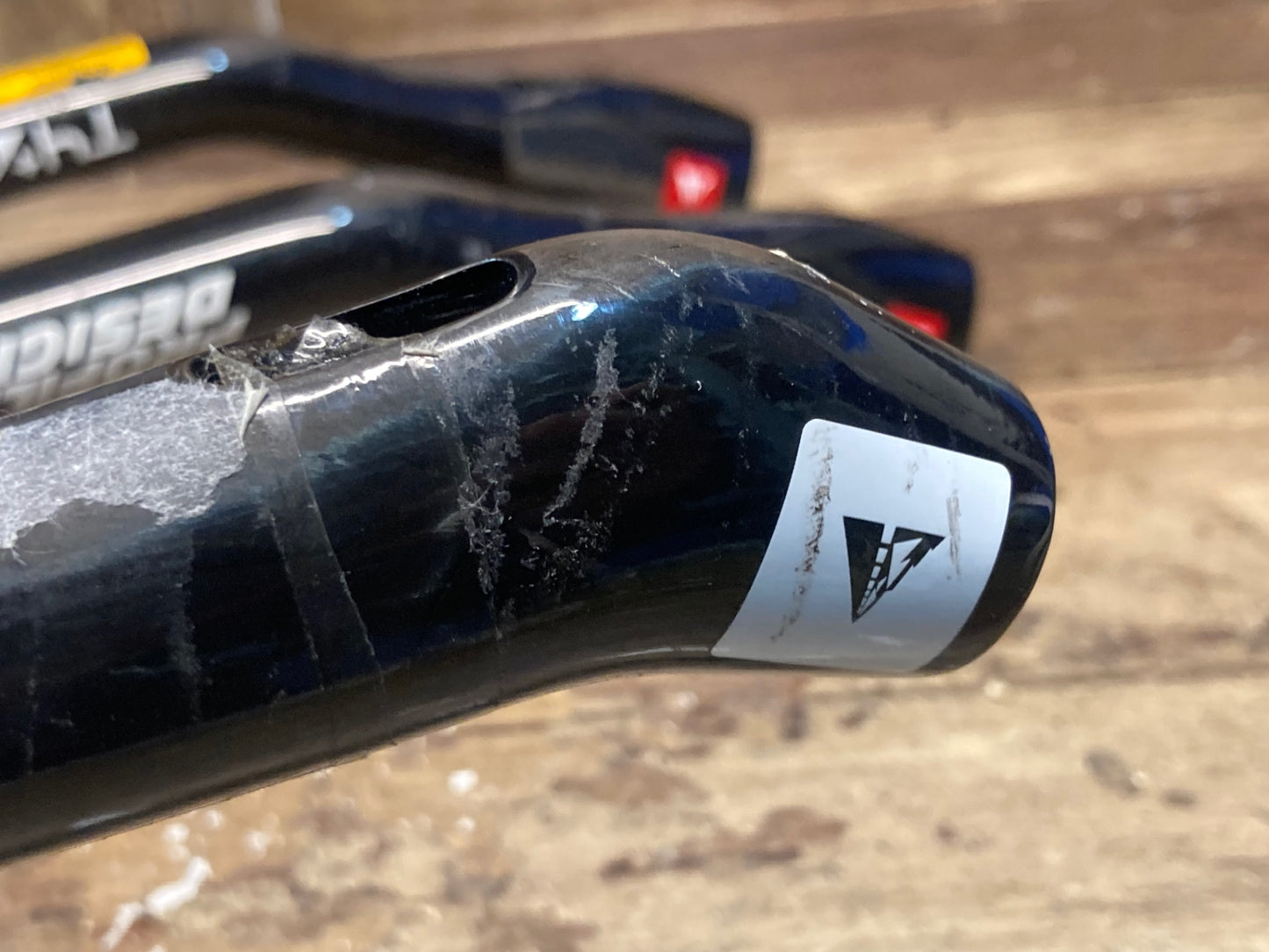 IK711 プロファイルデザイン PROFILE DESIGN PROSVET TTバー カーボン T4+COBRA Φ31.8 400mm ※傷あり