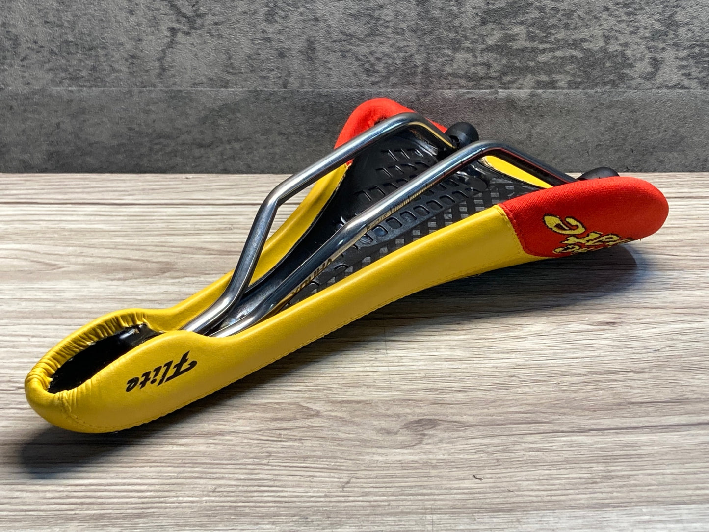 JB599 セライタリア selle ITALIA フライト Flite サドル VANOXレール パンターニ イエロー
