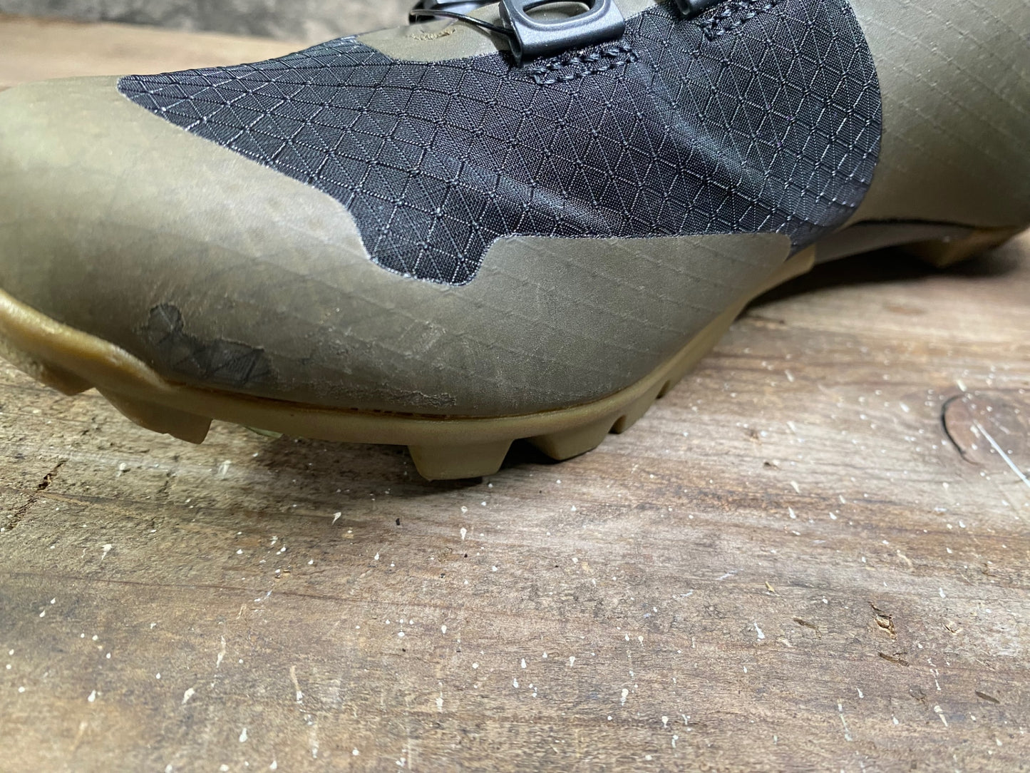 IO454 フィジーク fizik ベント VENTO FEROX CARBON ビンディングシューズ SPD EU41 黒