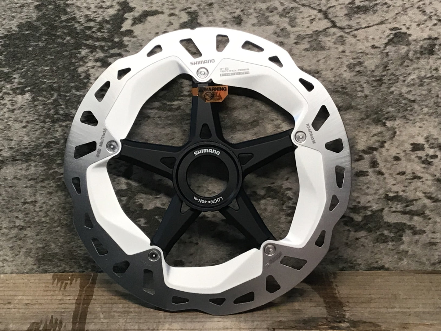 IP384 シマノ SHIMANO XTR RT-MT900 ディスクブレーキ ローター Φ180