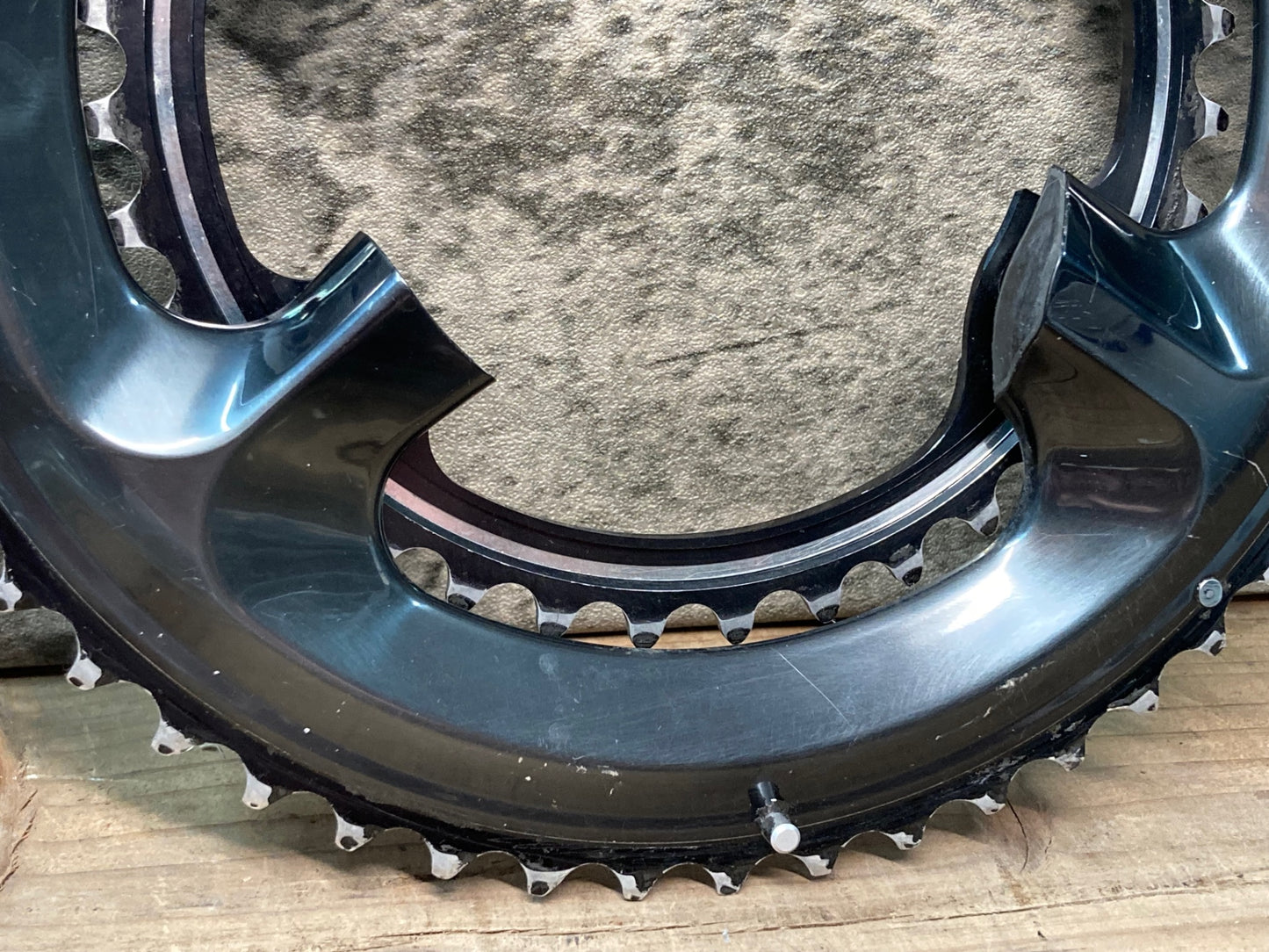 IP302 シマノ SHIMANO デュラエース DURA-ACE FC-R9100 チェーンリングのみ 52/36T チェーンリング固定ボルト付属