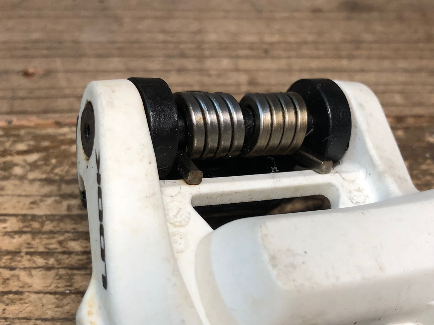 JA070 ルック LOOK KEO2MAX ビンディングペダル 白