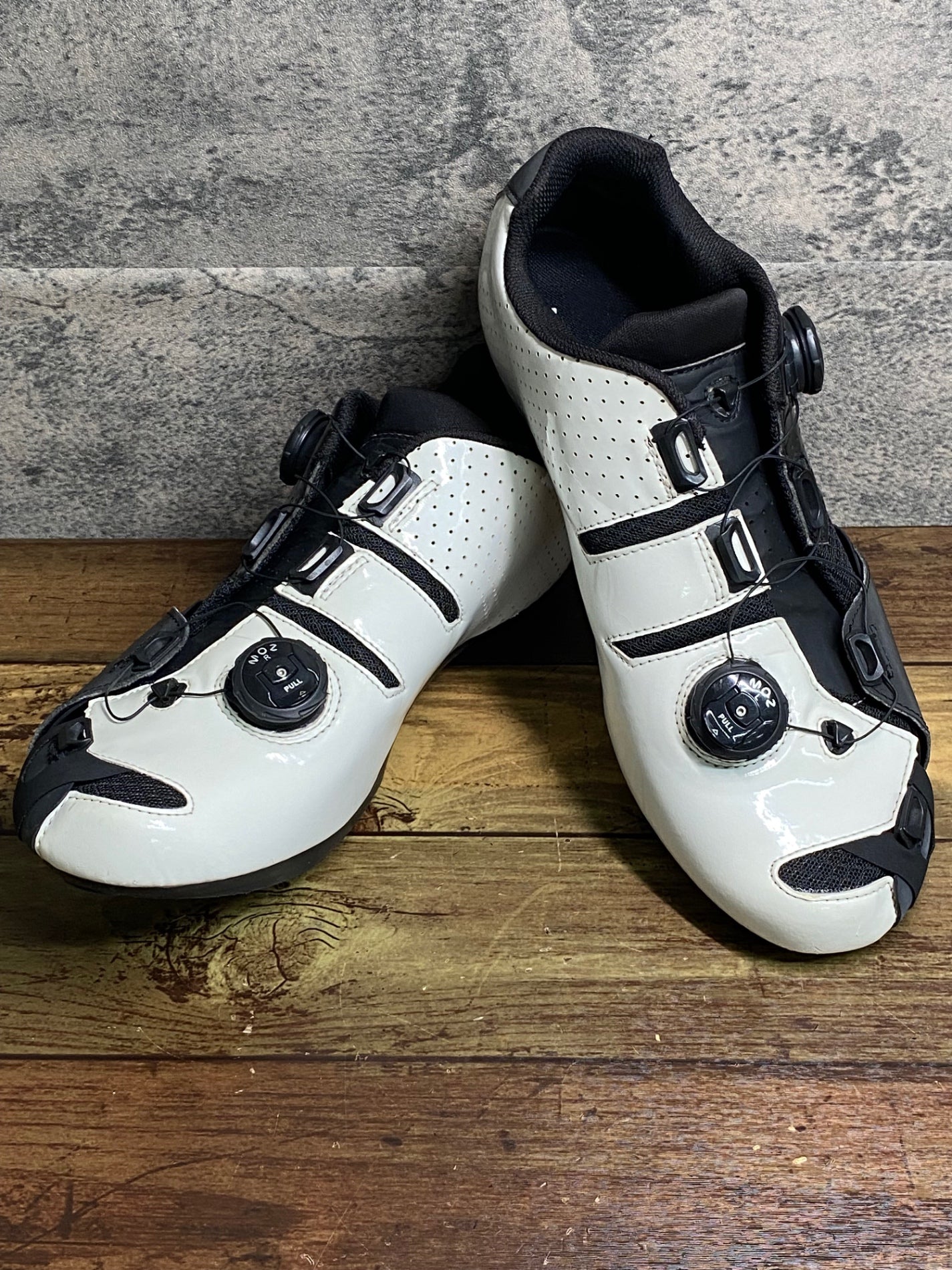 JB153 リンタマン Lintaman ADJUST road Comp ビンディングシューズ 黒 白 EU43 3穴