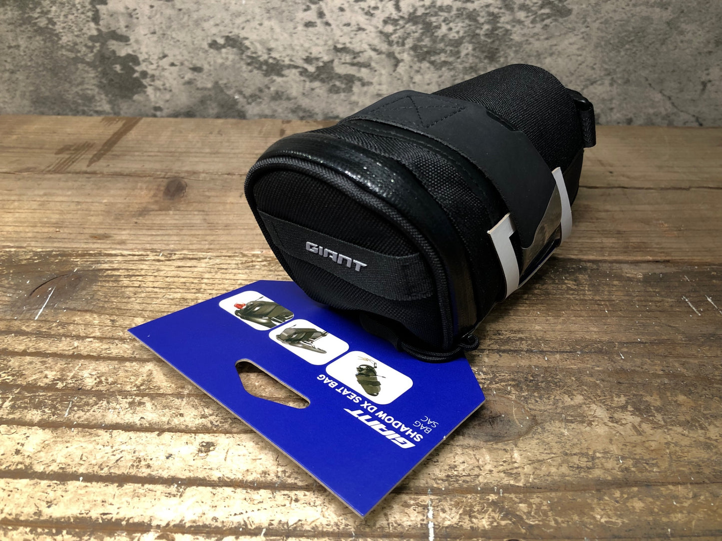 IV772 ジャイアント GIANT SHADOW DX SEAT BAG サドルバッグ