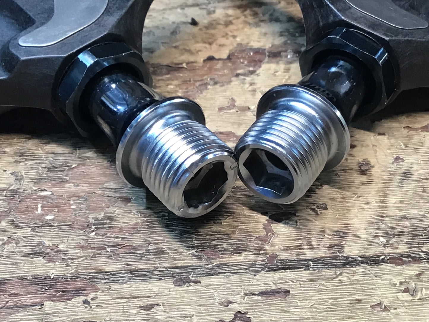 II908 シマノ SHIMANO アルテグラ ULTEGRA PD-R8000 ビンディングペダル SPD-SL +4mm