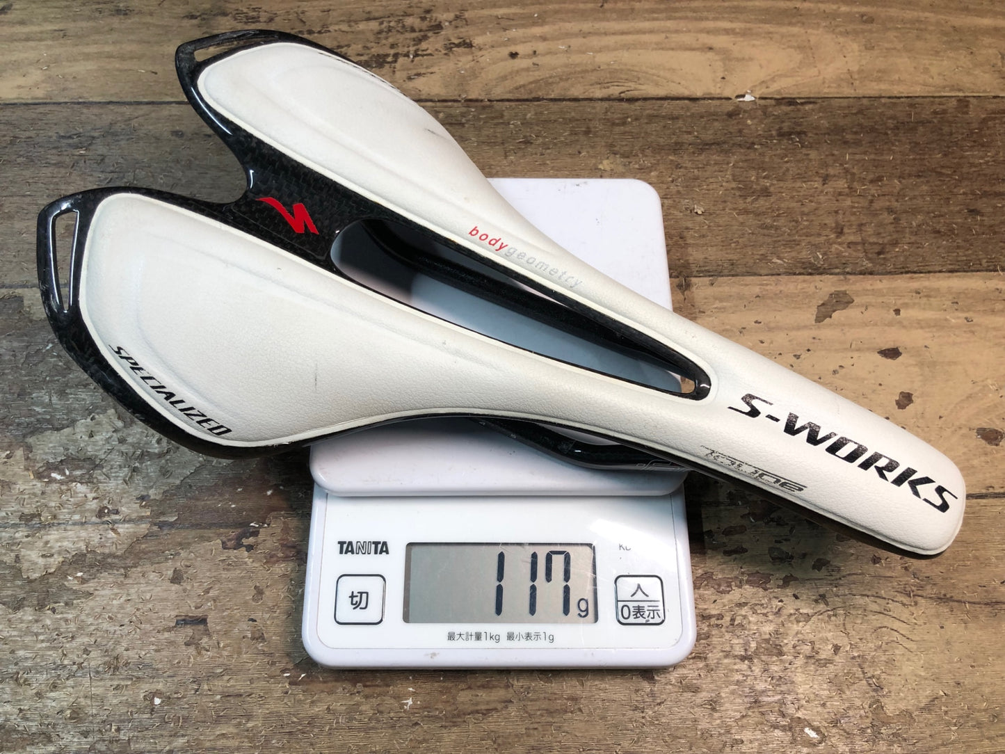 IM569 スペシャライズド SPECIALIZED エスワークス S-WORKS トゥーペ TOUPE サドル 白 ガリ傷