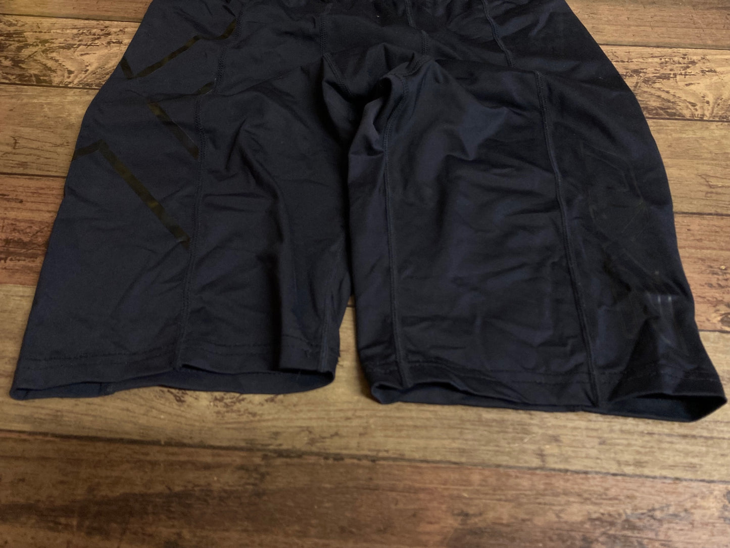 IP436 2XU ショートパンツ 黒 M