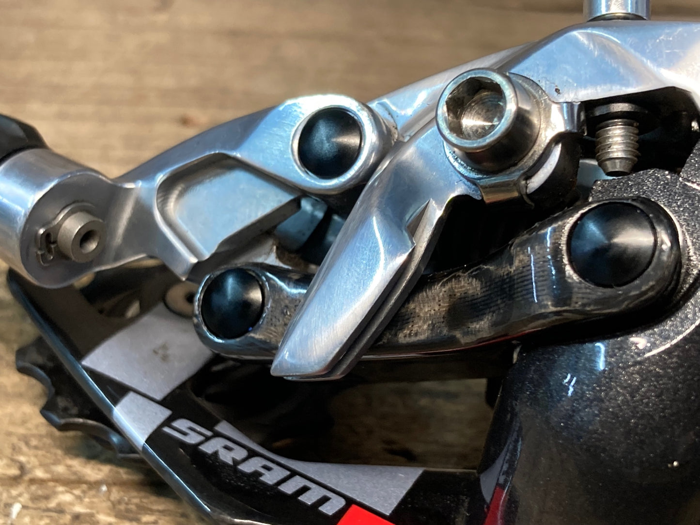 IR179 スラム SRAM レッド RED リアディレイラー SS 10S ※プーリー割れあり