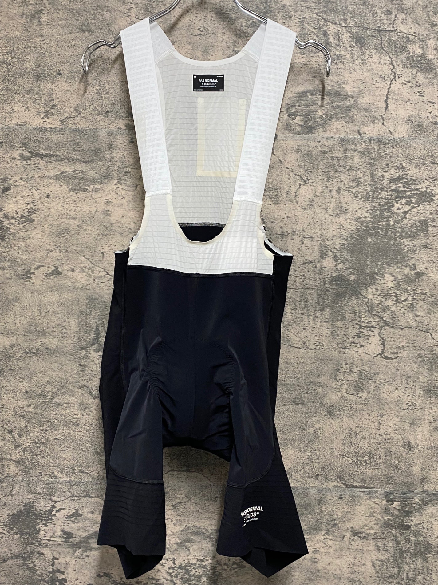 JD965 パスノーマルスタジオ PAS NORMAL STUDIOS Mechanism ビブショーツ 黒 M