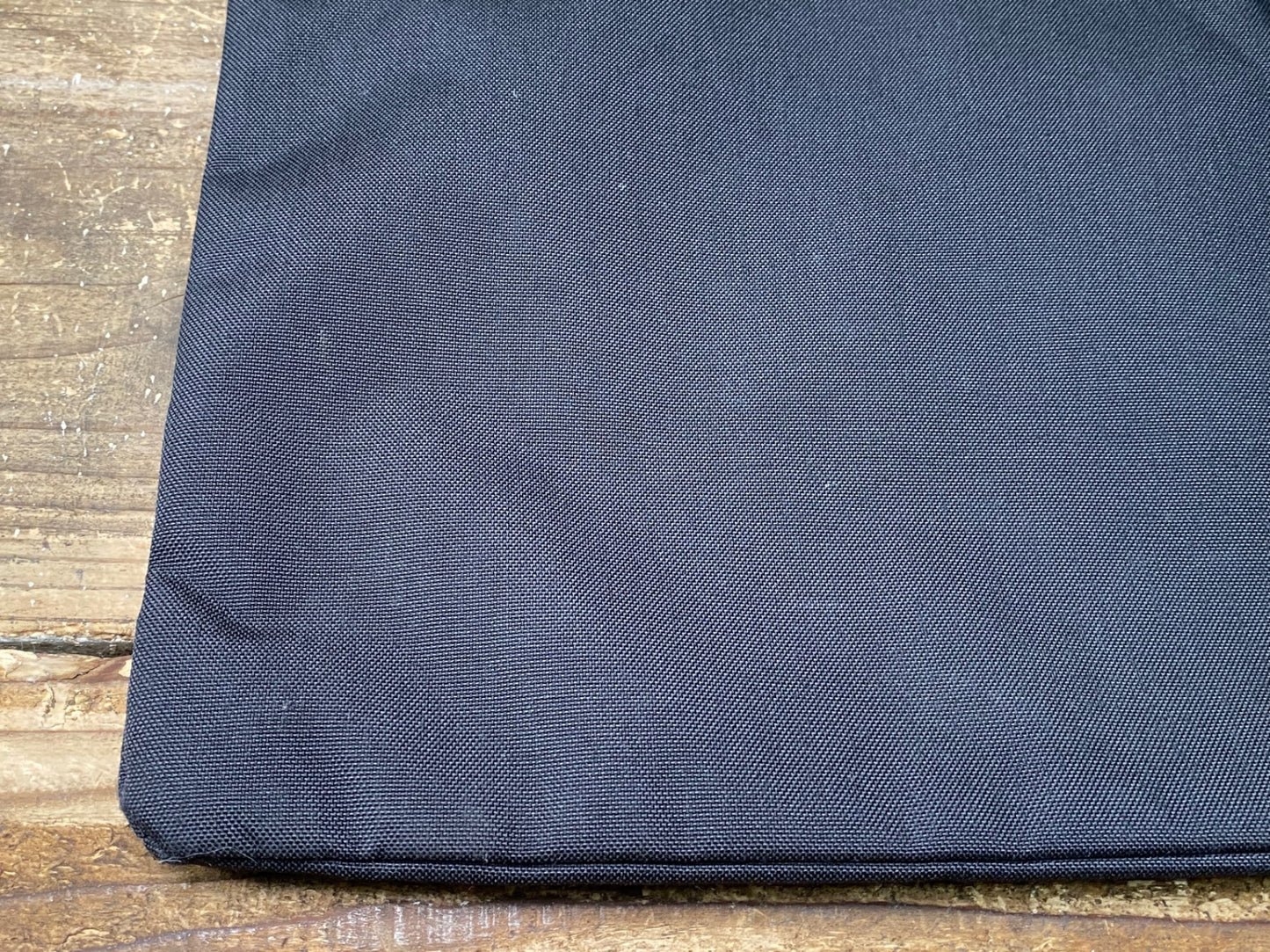 IQ879 ラファ Rapha サコッシュ ショルダーバッグ 黒