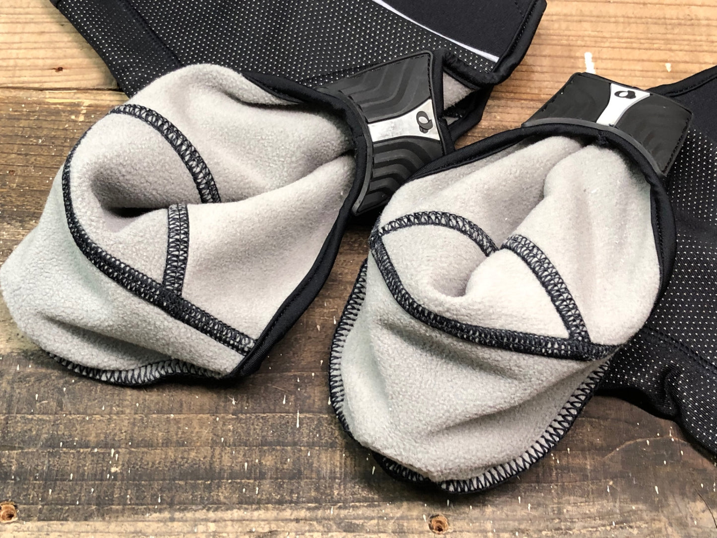 IP603 パールイズミ PEARL iZUMi シューズカバー 黒 L 裏起毛 WIND BREAK