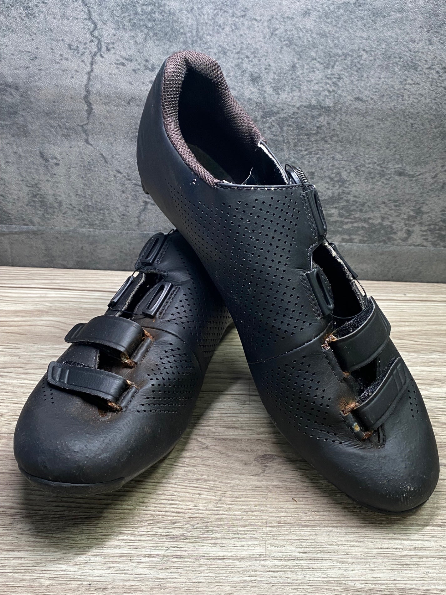 JD481 フィジーク fizik R4 ROAD SHOES ビンディングシューズ 3穴 BOA 黒 EU44 ※錆、ソール欠品