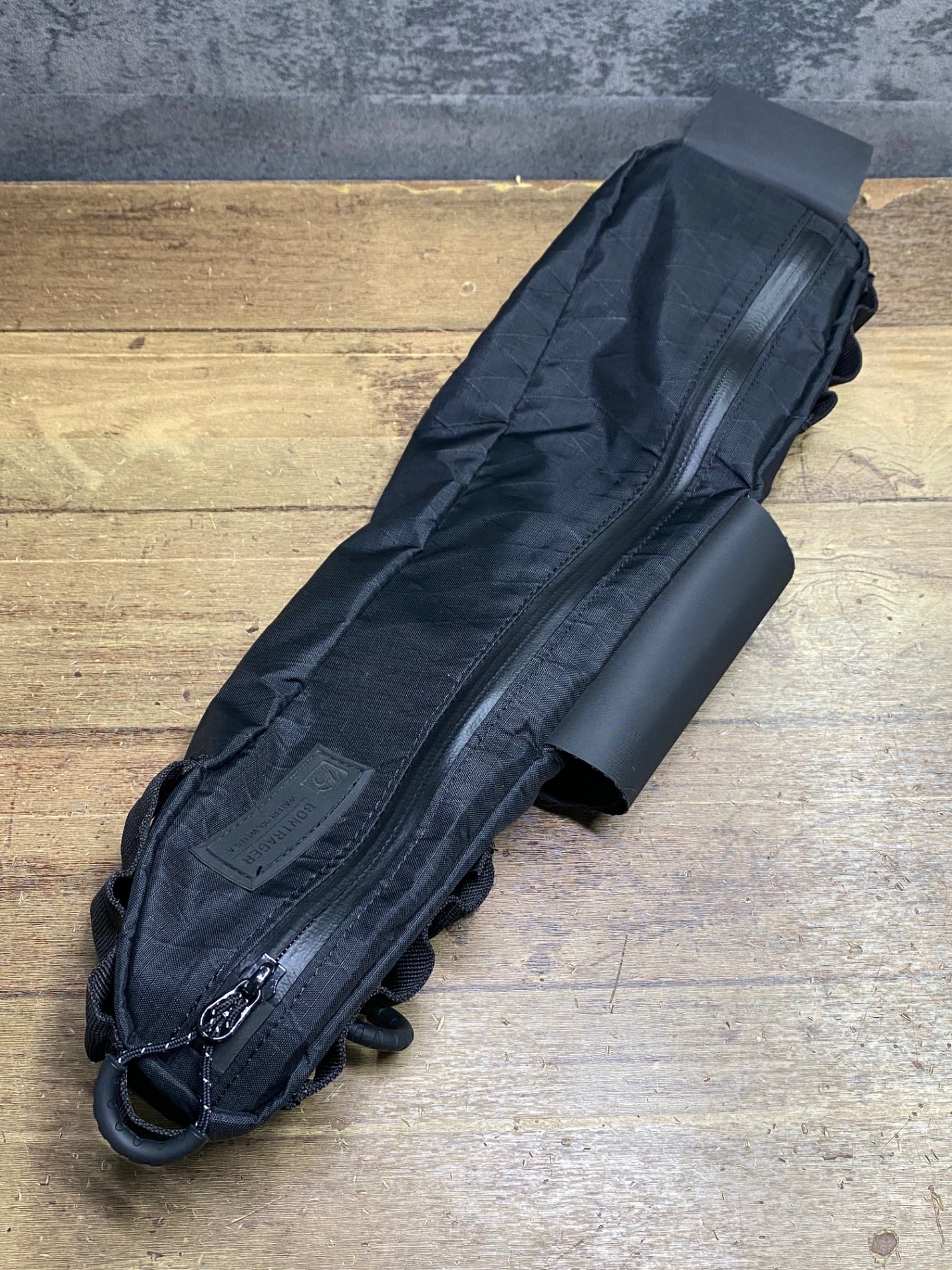 IV332 ボントレガー BONTRAGER ADVENTURE FRAME BAG フレームバッグ 黒