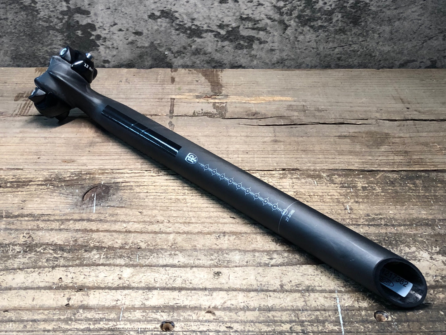 IZ829 リッチー RITCHEY WCS CARBON カーボンシートポスト Φ27.2 350mm SB30mm