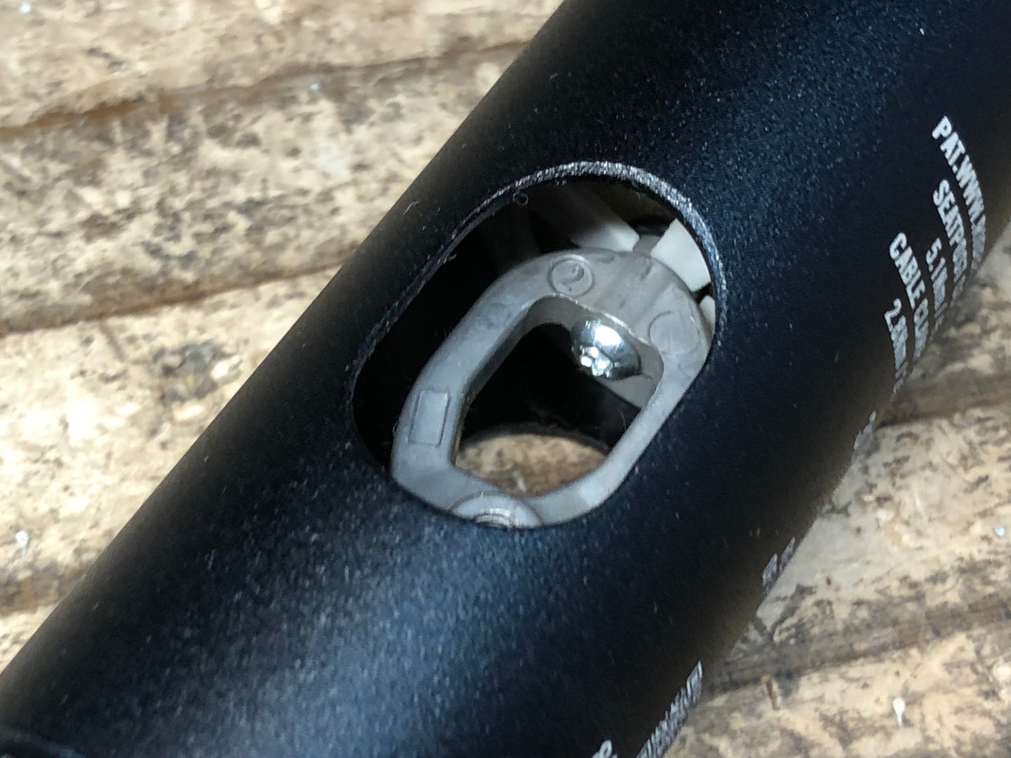 IN827 フォックス FOX TRANSFERSL アルミ ドロッパーシートポスト Φ30.9mm 75mmトラベル 未使用