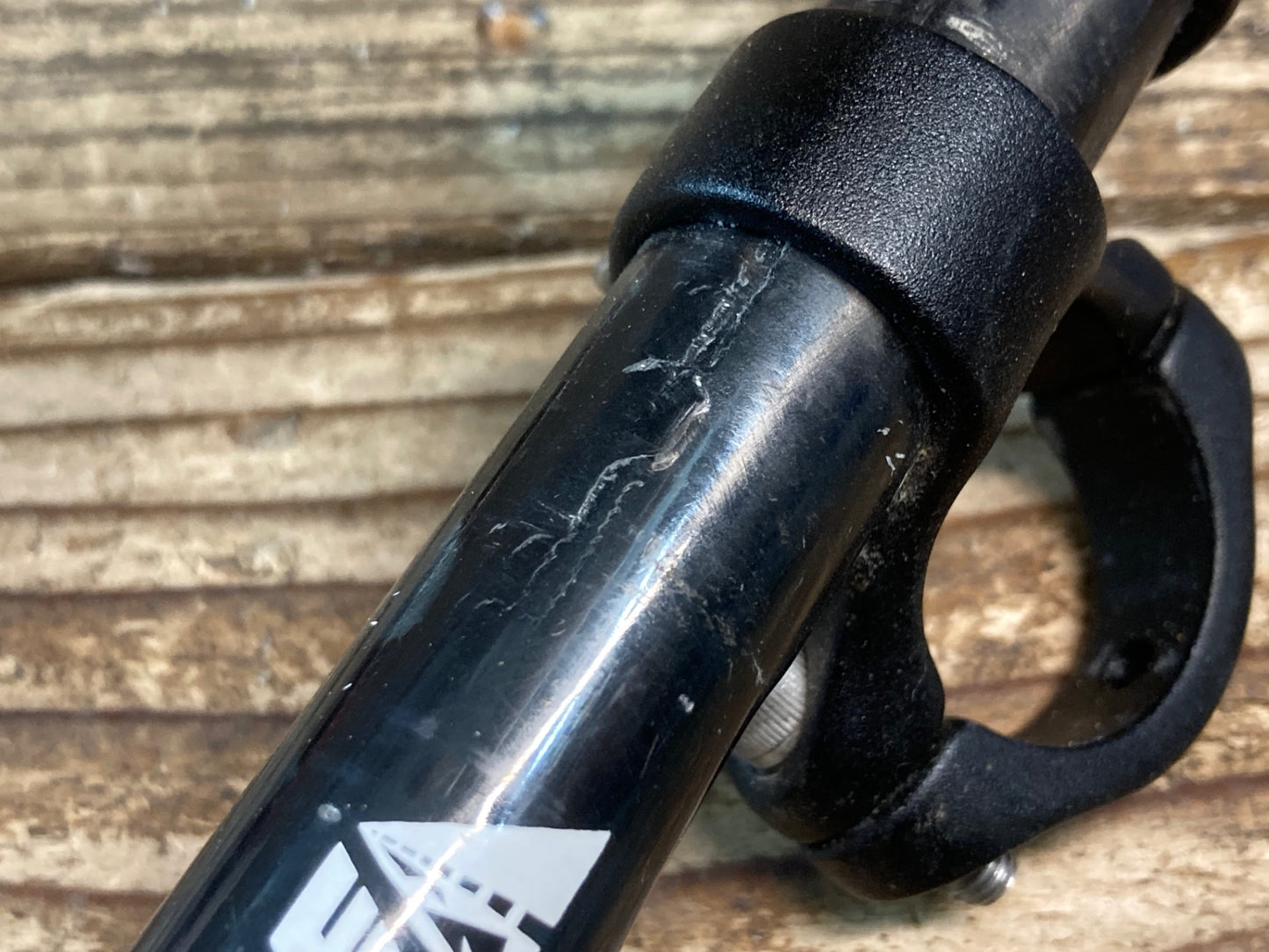 IQ496 プロファイルデザイン PROFILE DESIGN T4+ カーボン DHバー Φ31.8 黒 300mm