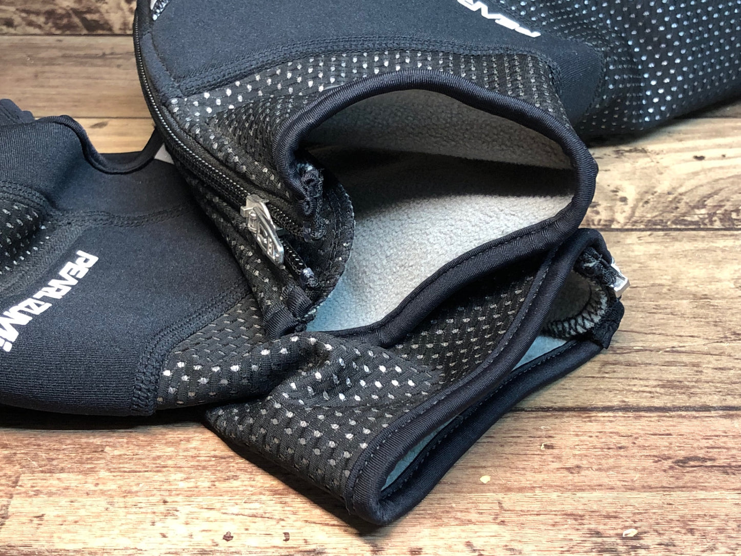 IP593 パールイズミ PEARL iZUMi シューズカバー 裏起毛 Lサイズ 黒