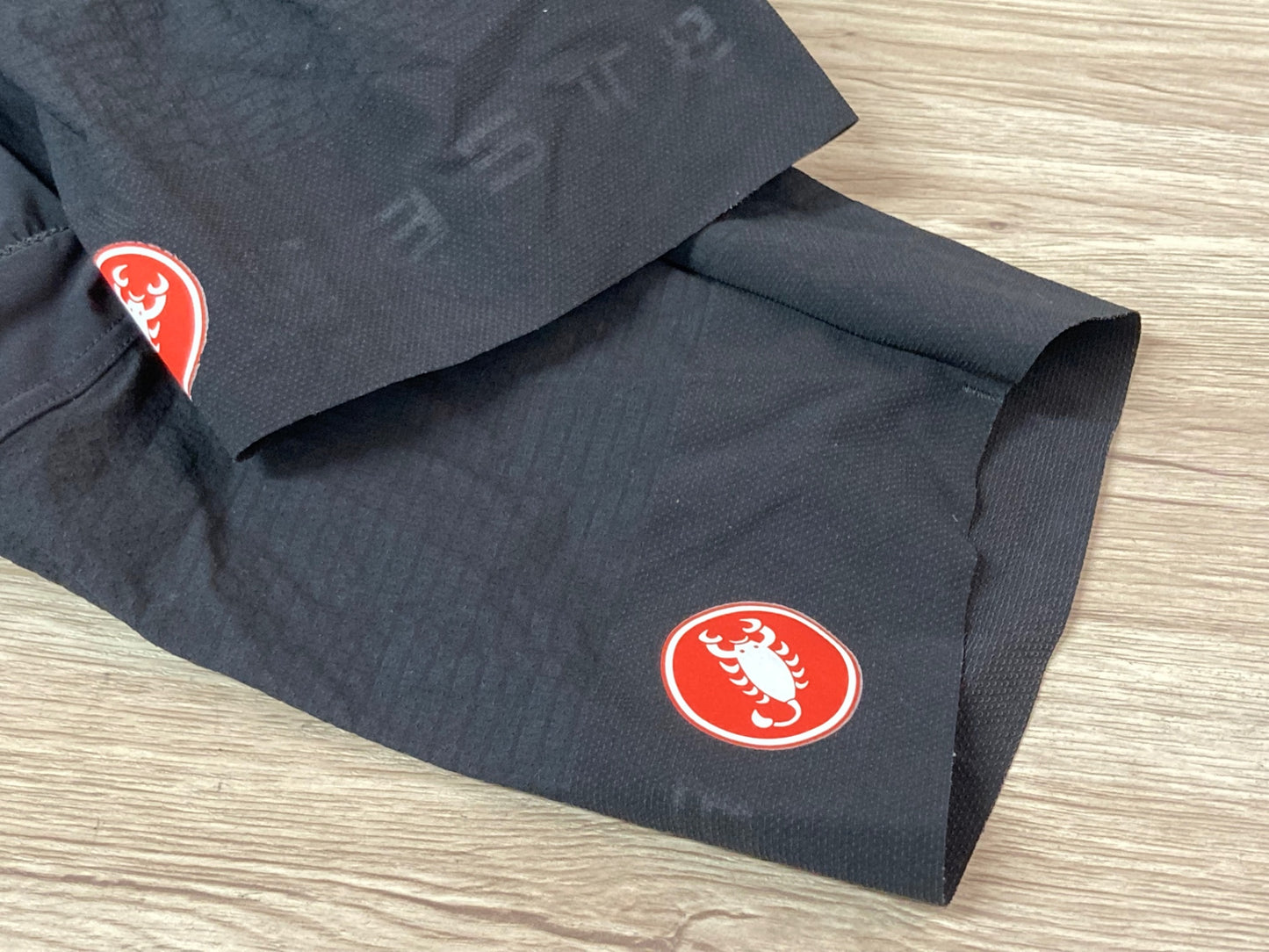 IW397 カステリ CASTELLI ROSSOCORSA ビブショーツ 黒 L