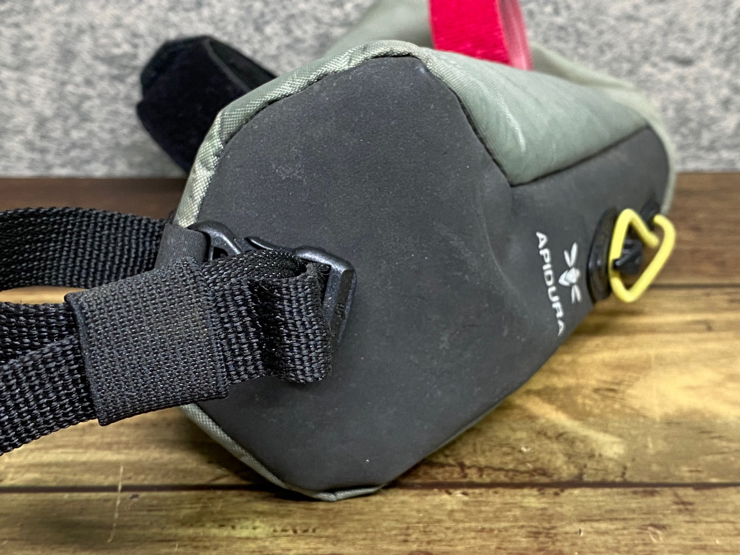 JA607 アピデュラ APIDURA Backcountry Food Pouch ハンドルバッグ グレー