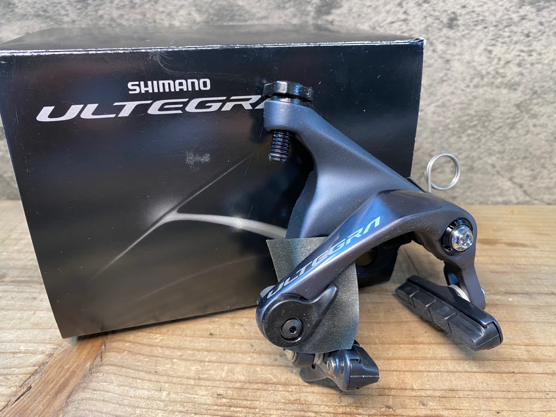 SHIMANO ( シマノ ) ダイレクトマウントブレーキ本体 BR-R8010
