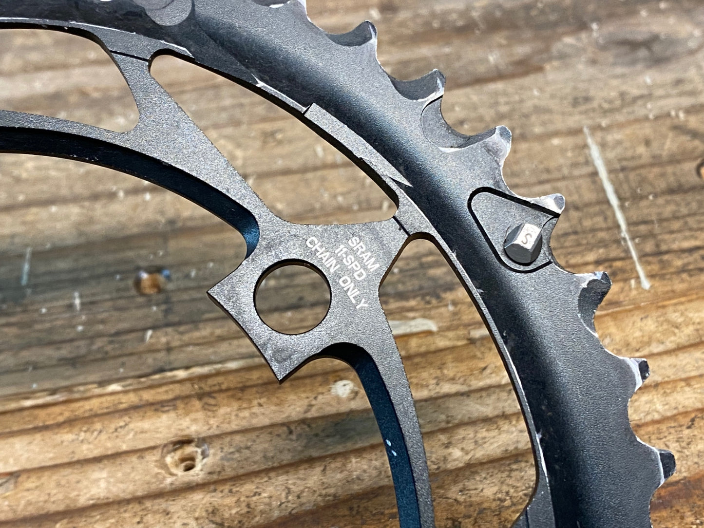 IP879 スラム SRAM X-Glide チェーンリング 46/36T 11S 110BCD
