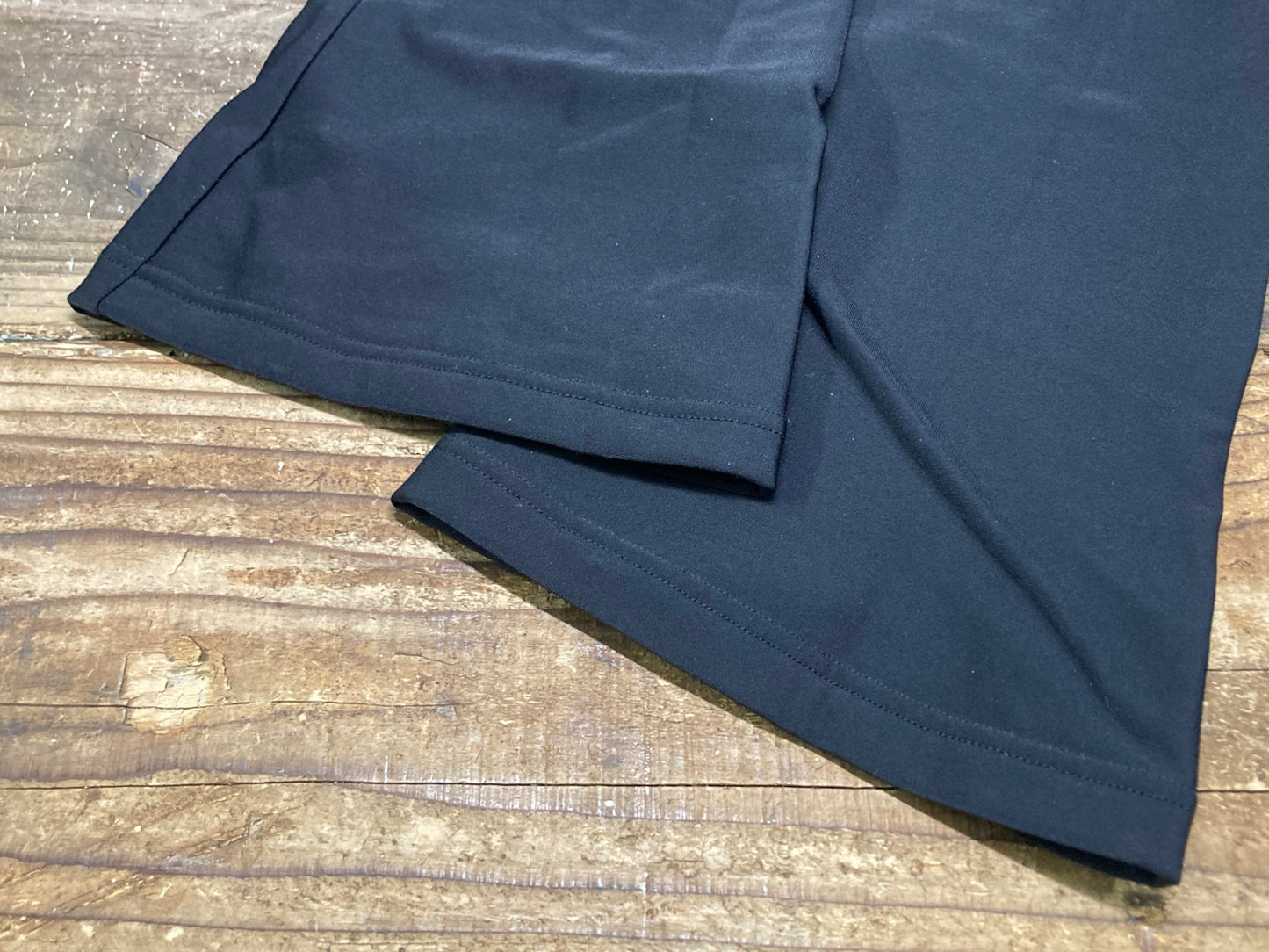 IT219 アソス assos ニーウォーマー 黒 ONE SIZE