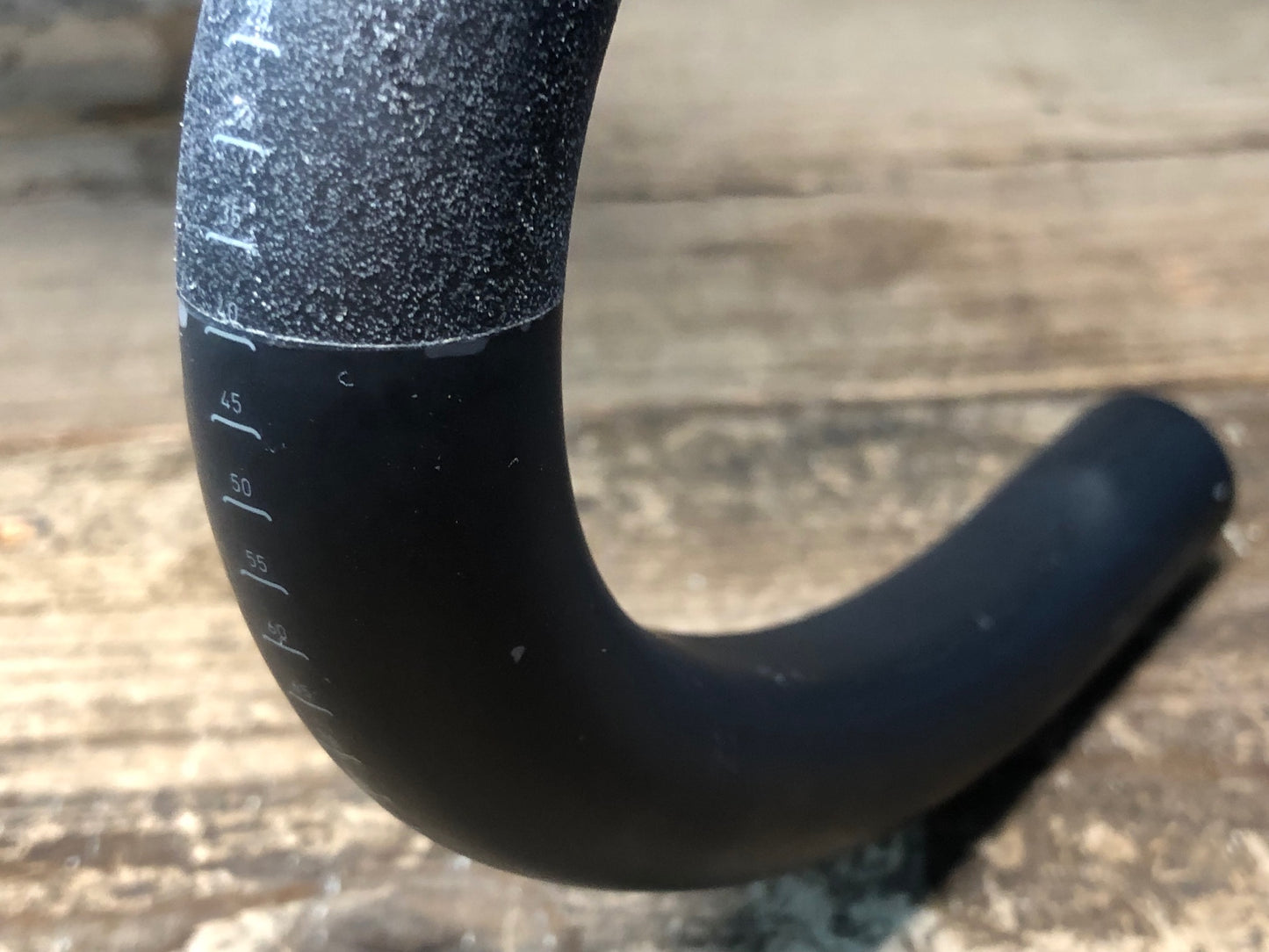 JA071 スペシャライズド SPECIALIZED S-WORKS AeroFly2 カーボン ドロップハンドル エンドC-C380mm ※クランプ痕、カーボン層剥がれ