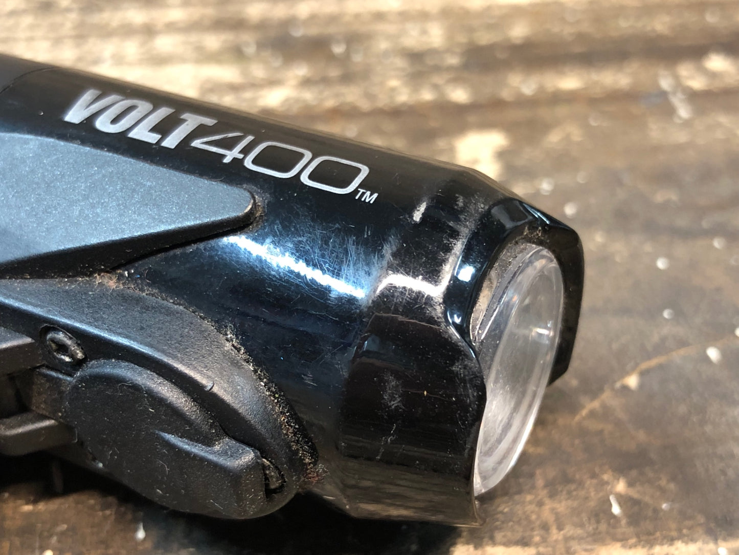IX451 キャットアイ CATEYE VOLT400 フロントライト 点灯確認済