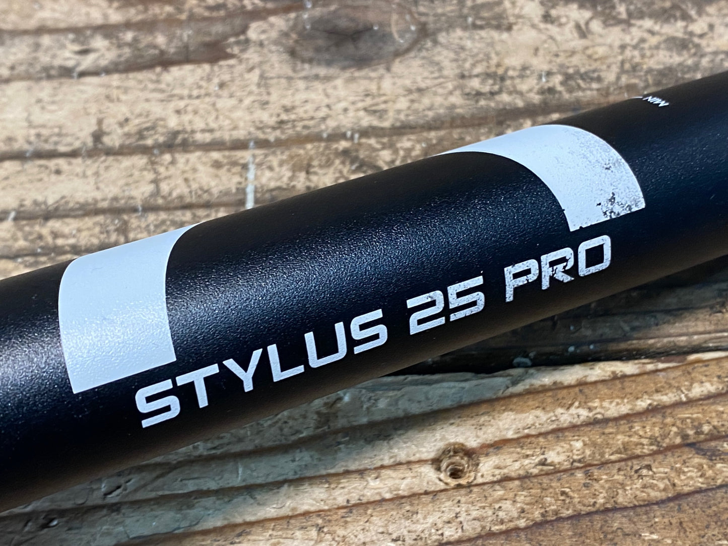 IJ317 3T STYLUS 25 PRO アルミ シートポスト Φ31.6 270mm