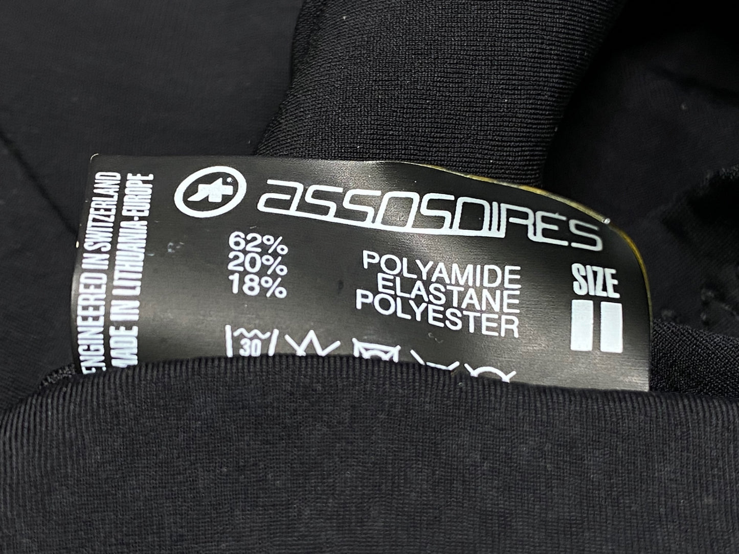 IS504 アソス assos レッグウォーマー 黒 裏起毛 サイズⅡ