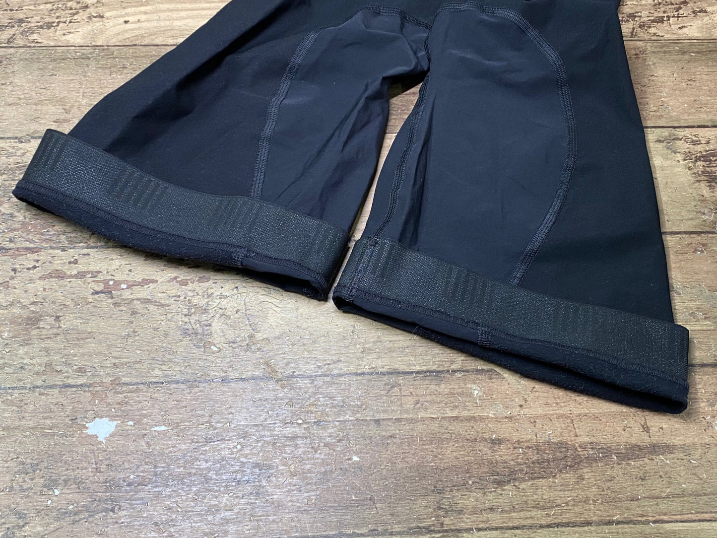 IJ429 ラファ Rapha PRO TEAM SHADOW LEG WARMERS レッグウォーマー 黒 M 裏起毛