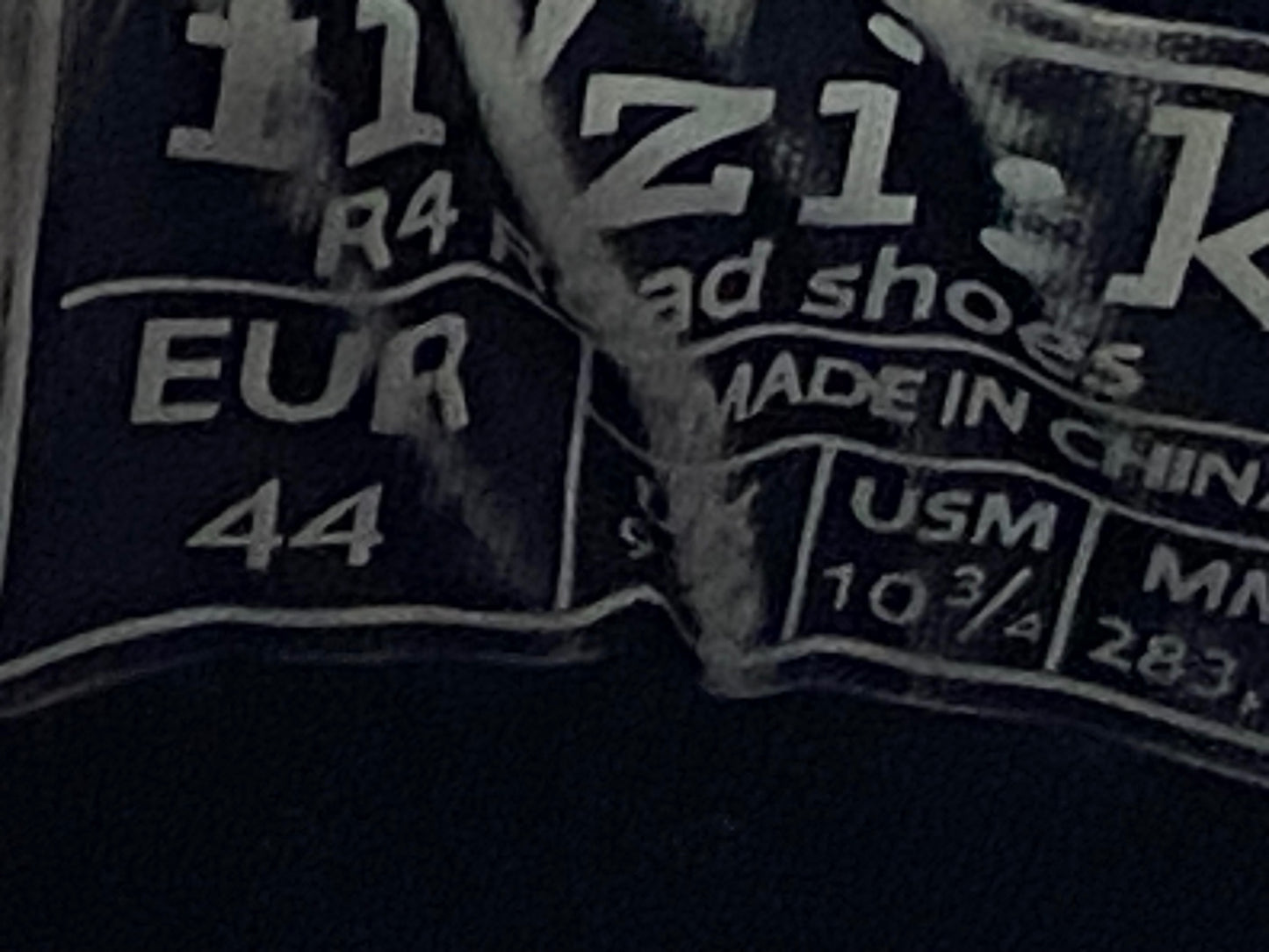 JD481 フィジーク fizik R4 ROAD SHOES ビンディングシューズ 3穴 BOA 黒 EU44 ※錆、ソール欠品