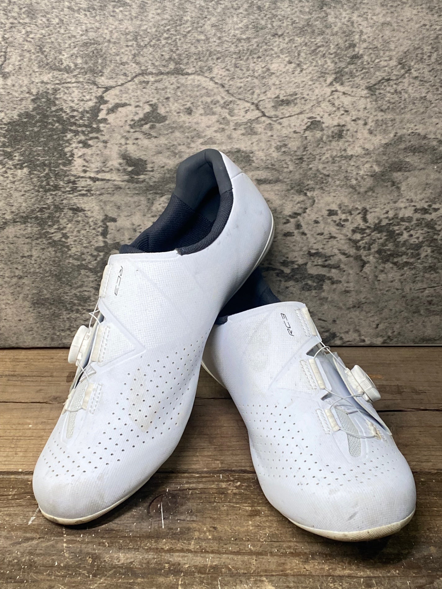 IR529 シマノ SHIMANO RC3 SHRC300M W01S ビンディングシューズ SPD-SL EU44 白