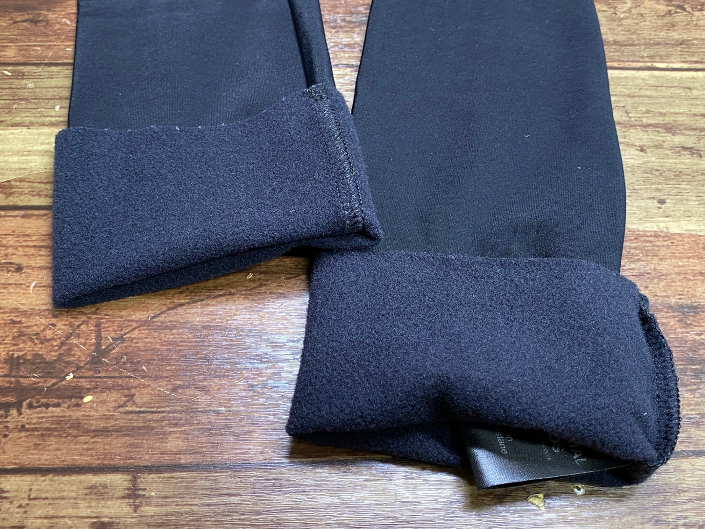 IY506 パスノーマルスタジオ PAS NORMAL STUDIOS アームウォーマー Knee Warmers 黒 M