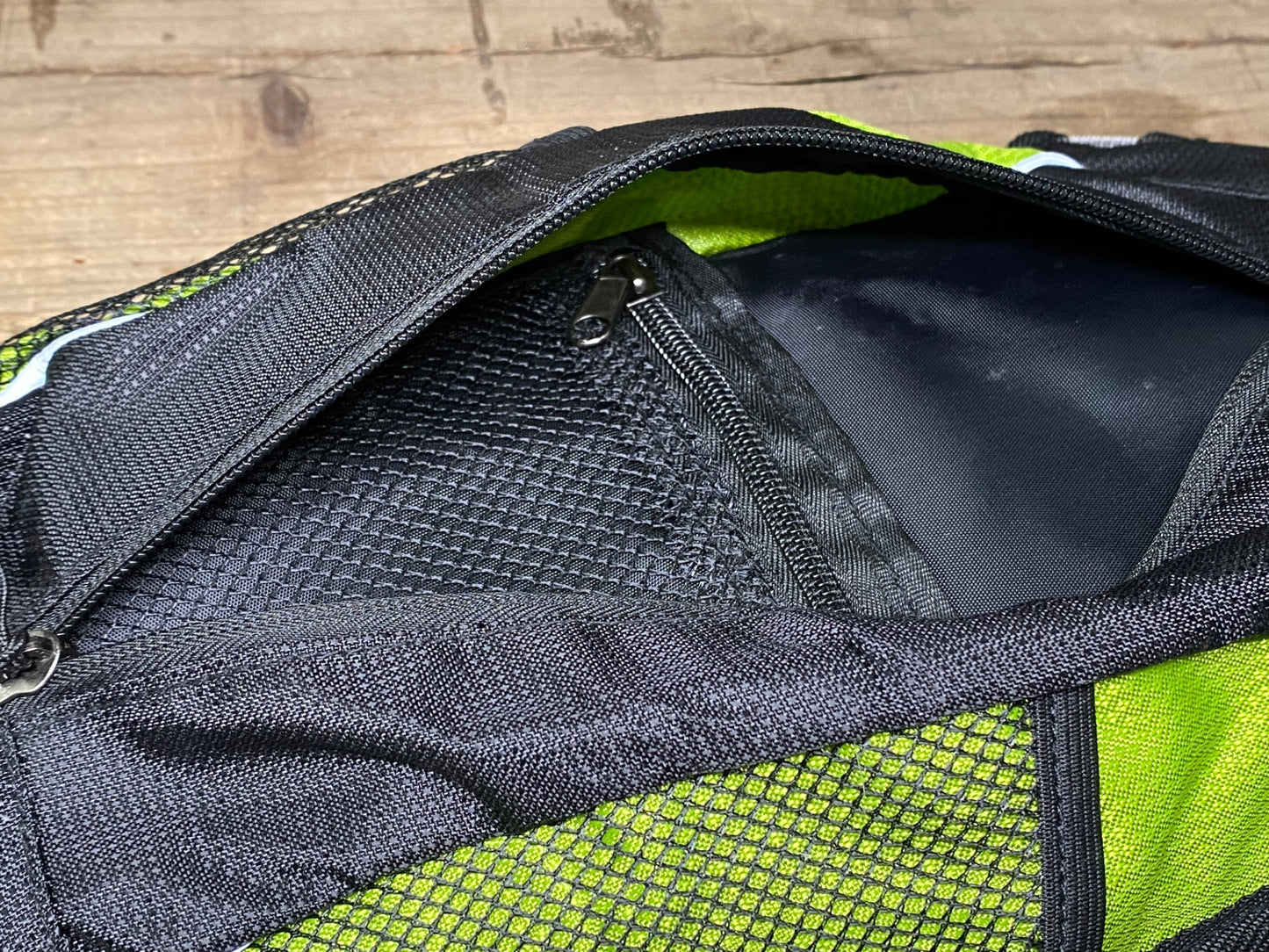 IP735 メリダ MERIDA HYDRATION BACK PACK リュックサック バックパック 黒