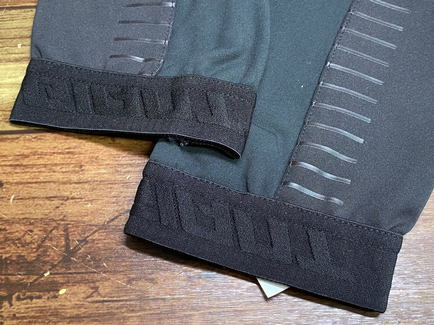 IV871 ジャイアント GIANT DIVERSION ARM WARMER アームウォーマー 黒 S