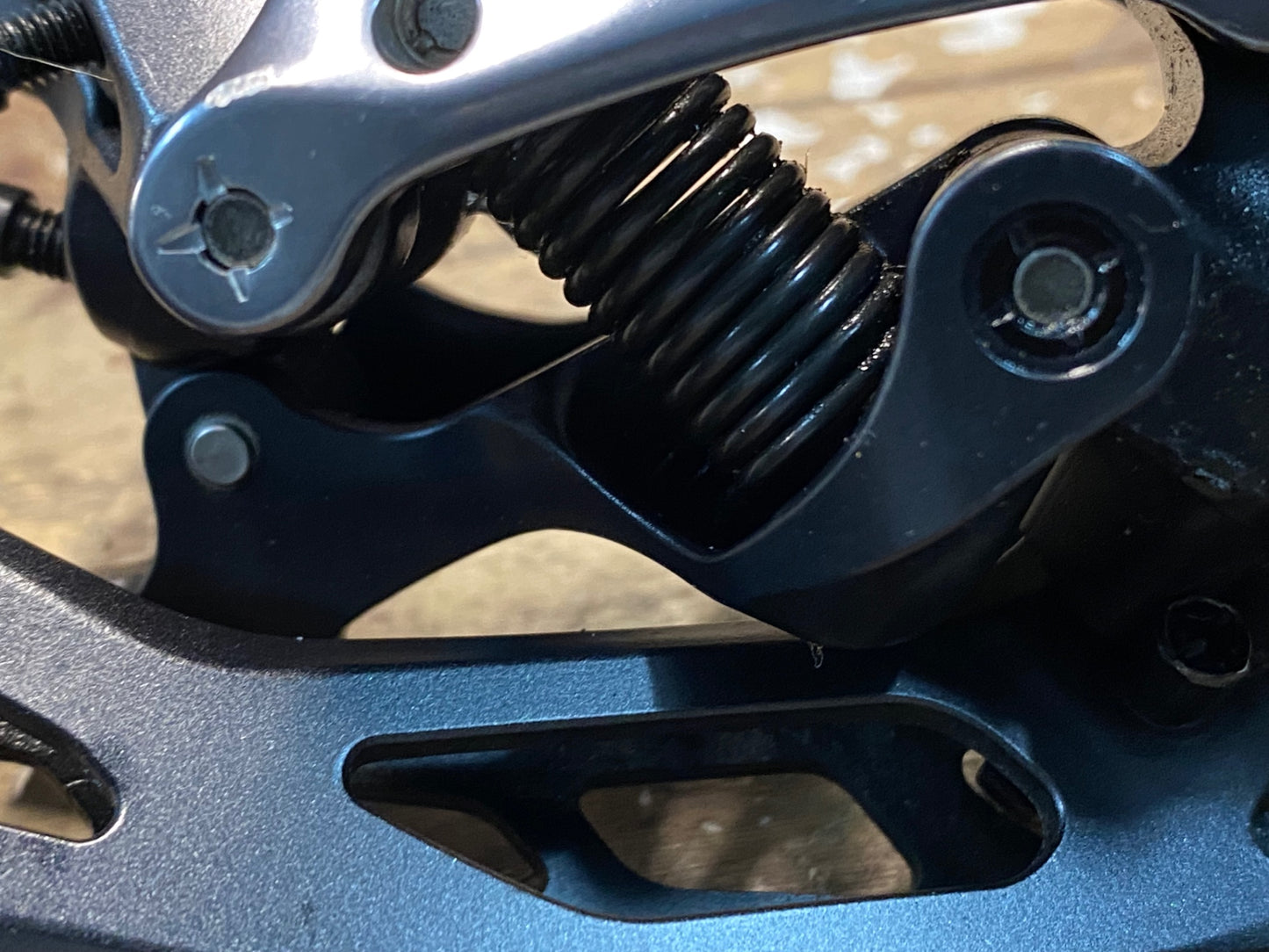 IJ404 シマノ SHIMANO GRX RD-RX810 リアディレイラー 11S
