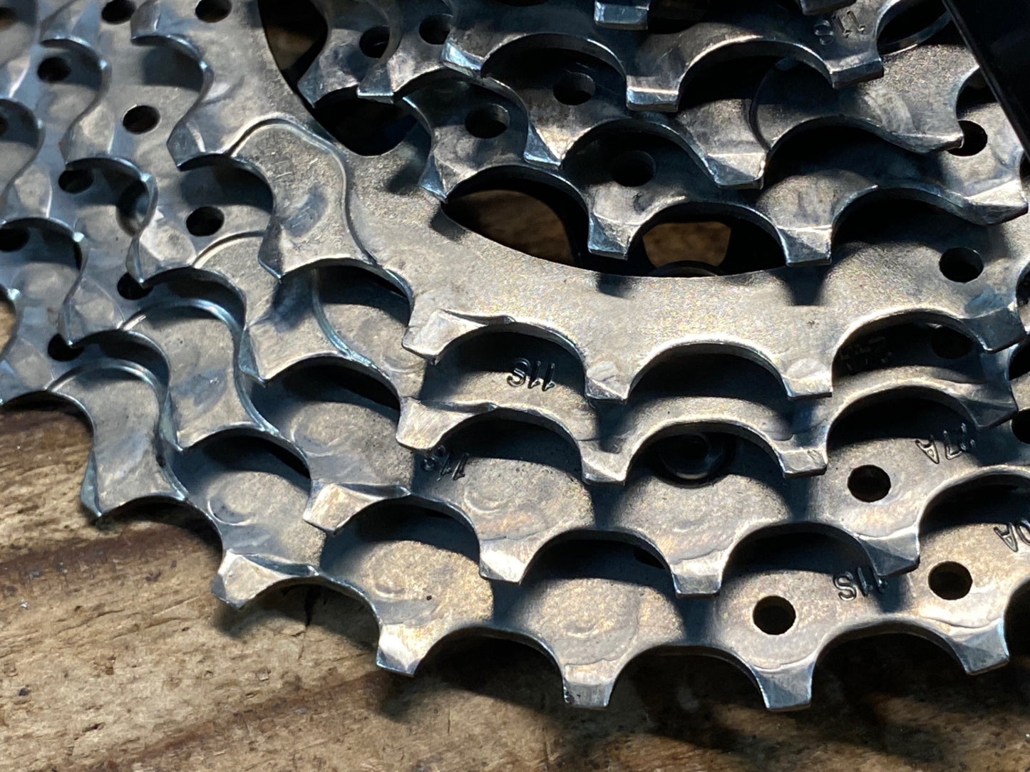 IS792 シマノ SHIMANO 105 CS-R7000 スプロケット 11-30T 11s