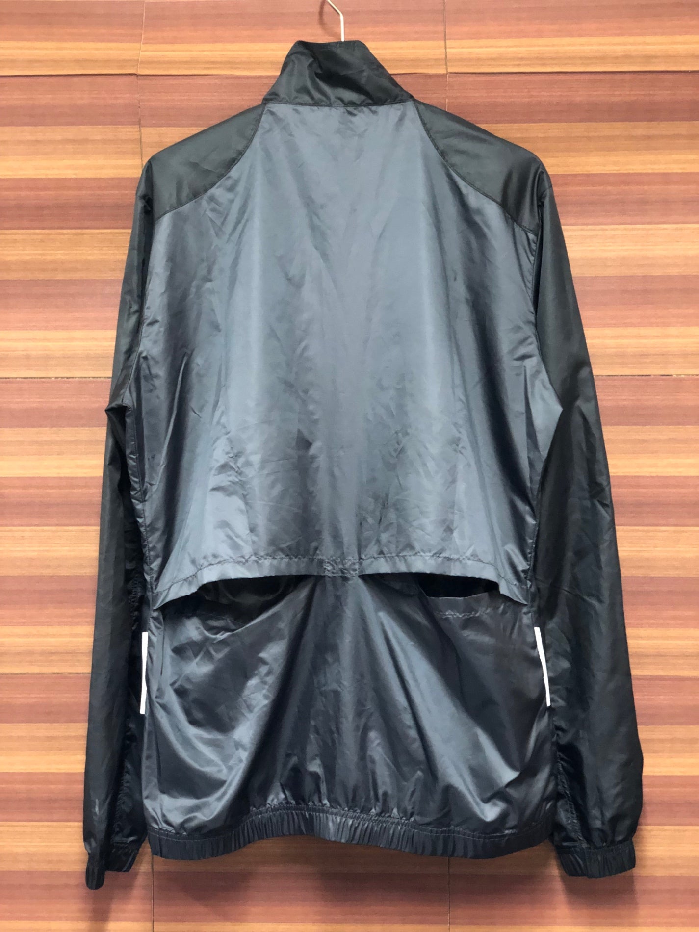 IP212 レリック reric 長袖ウィンドブレーカー M 黒 ※動物の毛