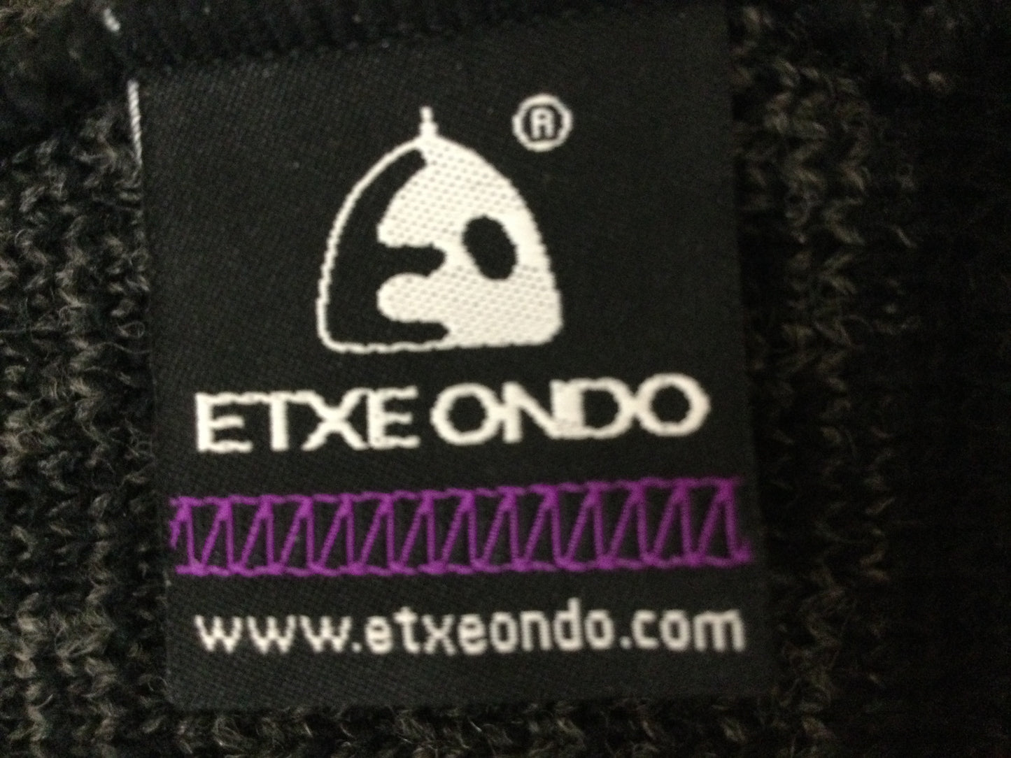 FP678 エチュオンド ETXEONDO ネックウォーマー 黒茶