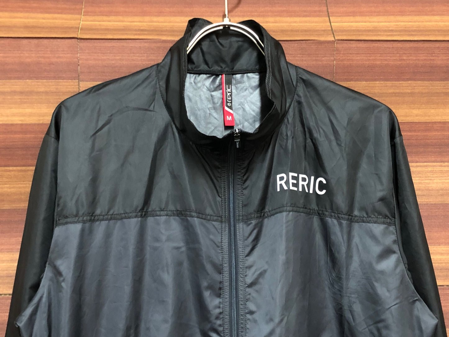 IP212 レリック reric 長袖ウィンドブレーカー M 黒 ※動物の毛