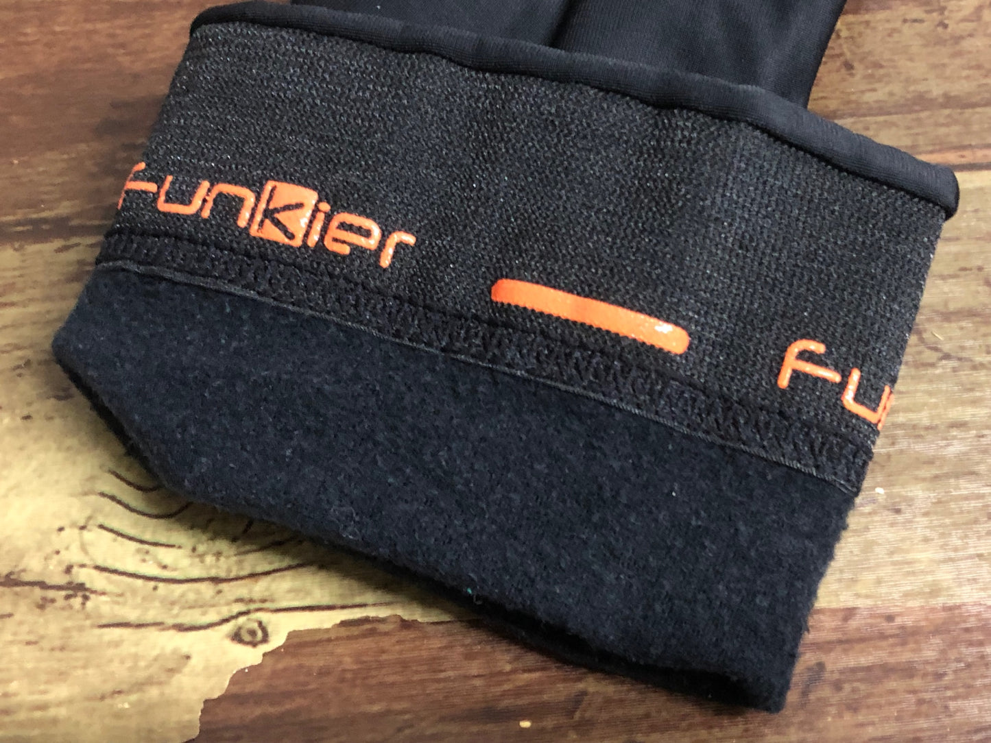 IX748 ファンキーア Funkier アームウォーマー 黒 M 裏起毛