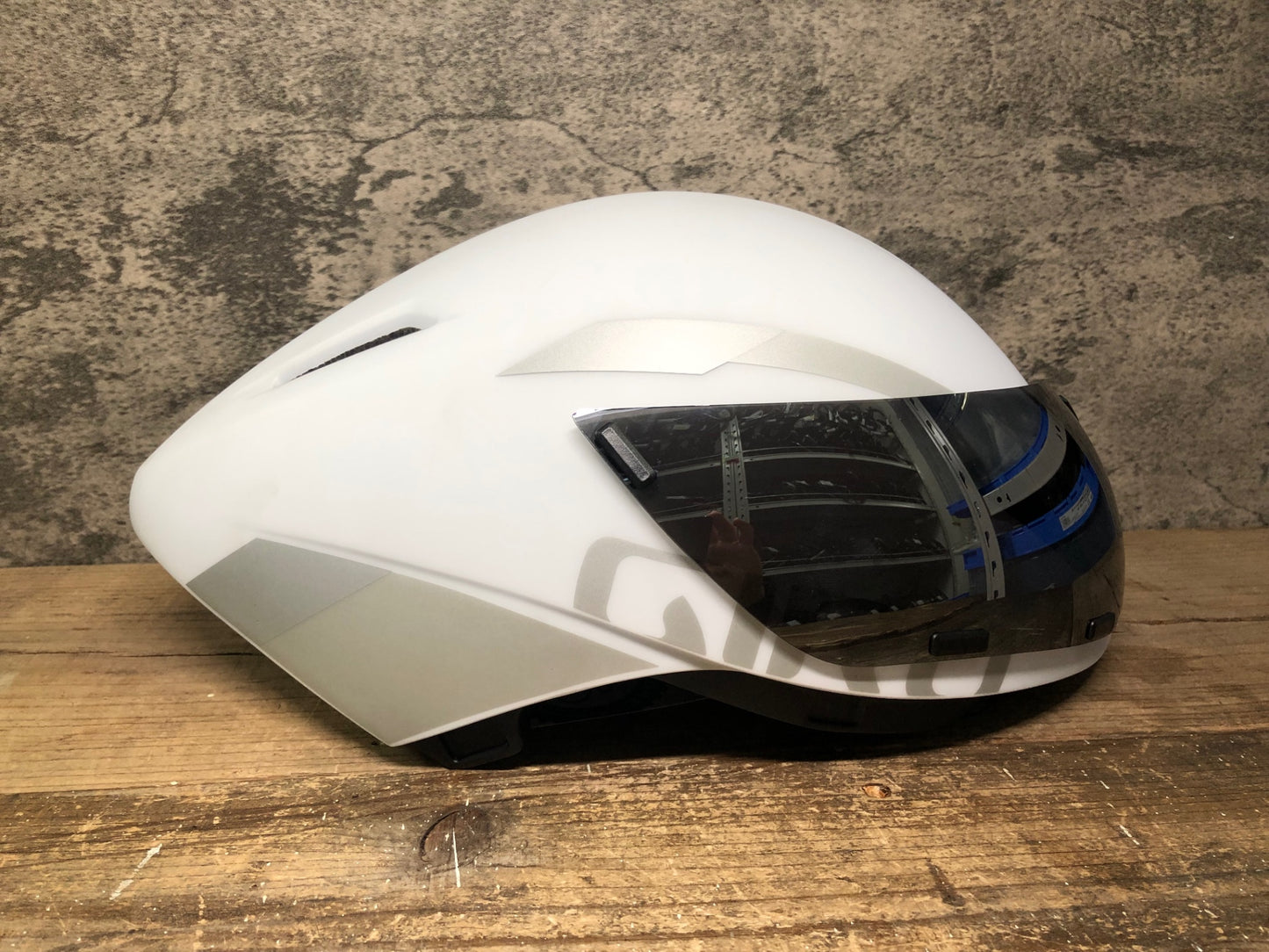 IW443 ジロ GIRO AEROHEAD MIPS ヘルメット 白 L 2023/12