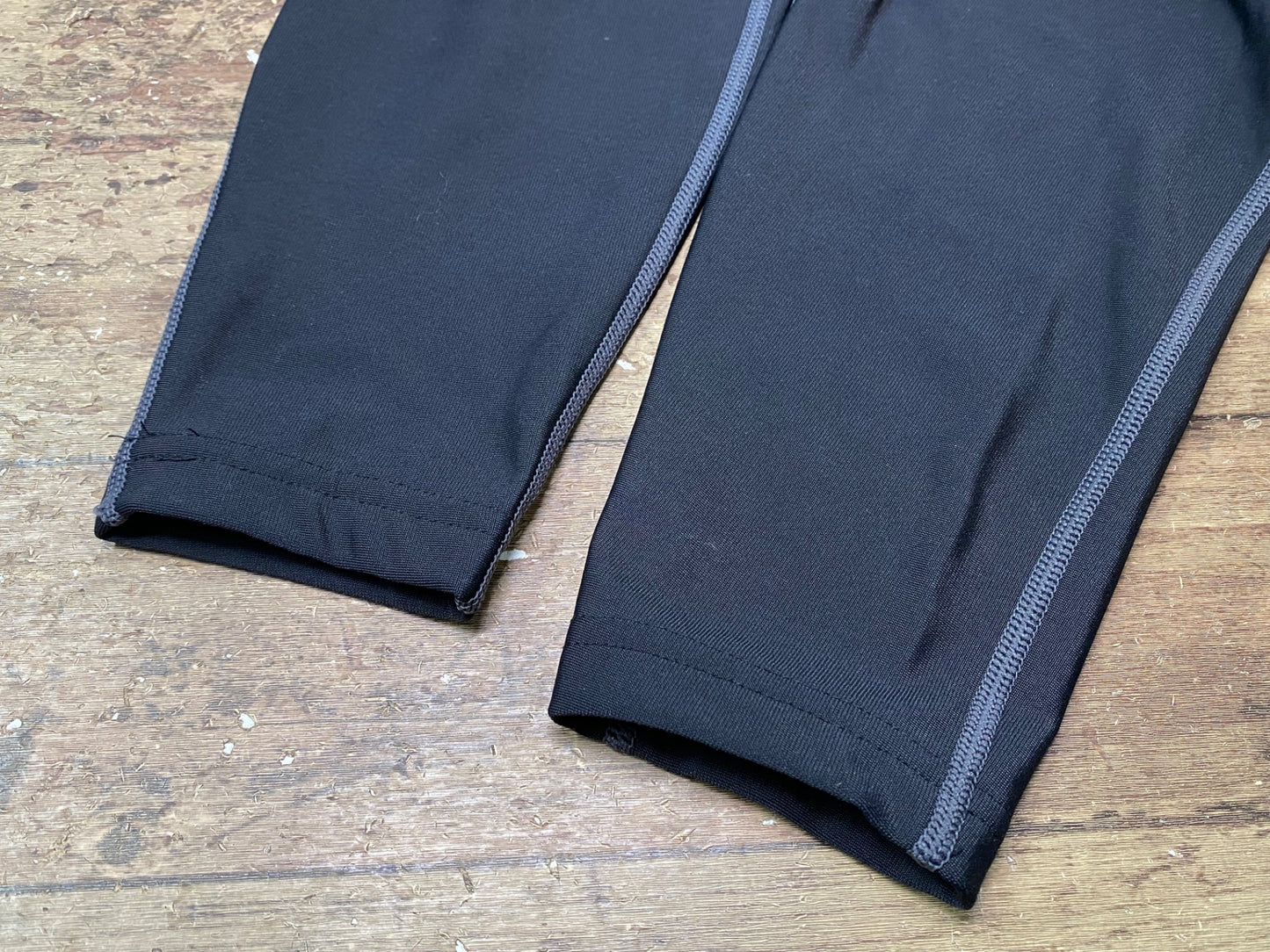 IH496 パールイズミ PEARL iZUMi レッグウォーマー 黒 M 裏起毛