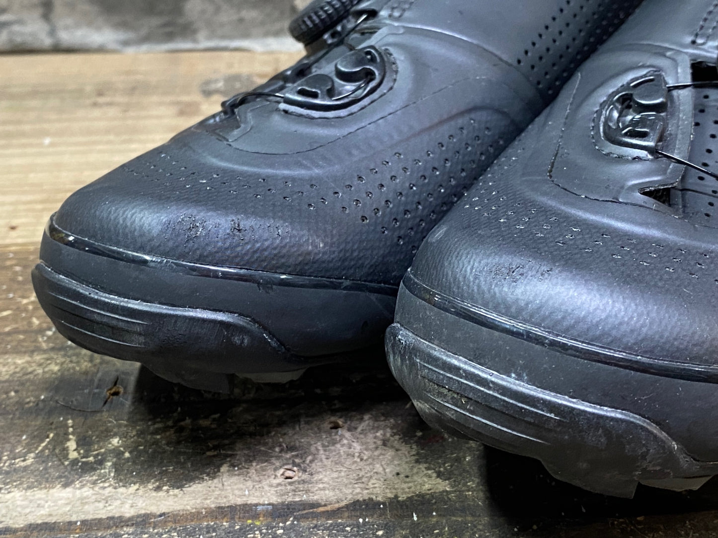 IS601 シマノ Shimano XC9 ビンディングシューズ EU42 ブラック